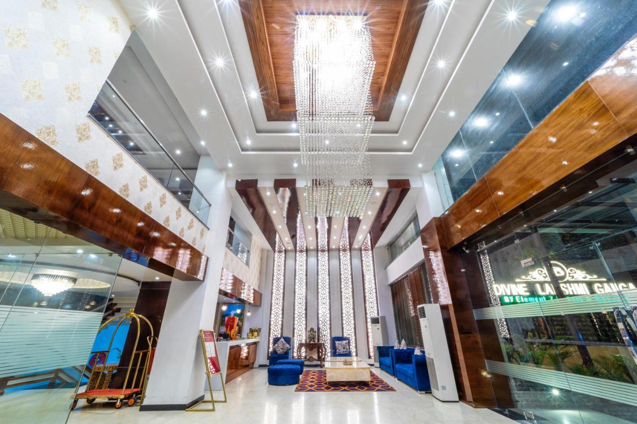 Hotel Divine Lakshmi Ganga Рішикеш Екстер'єр фото